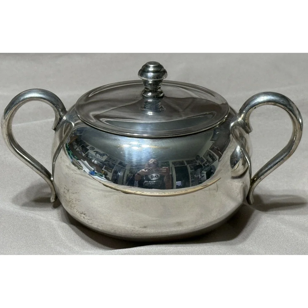 Silver Plated ‎ Sugar Bowl With Top And Creamer Vintage